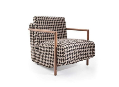 Stylish cocktail chair made from linen fabric for a charming ambience